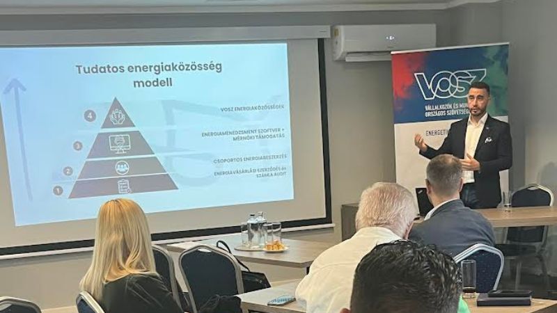 Kontrollt adunk az energiaköltségek felett: Tiszaújvárosban folytatódott a PénzÁram programsorozat